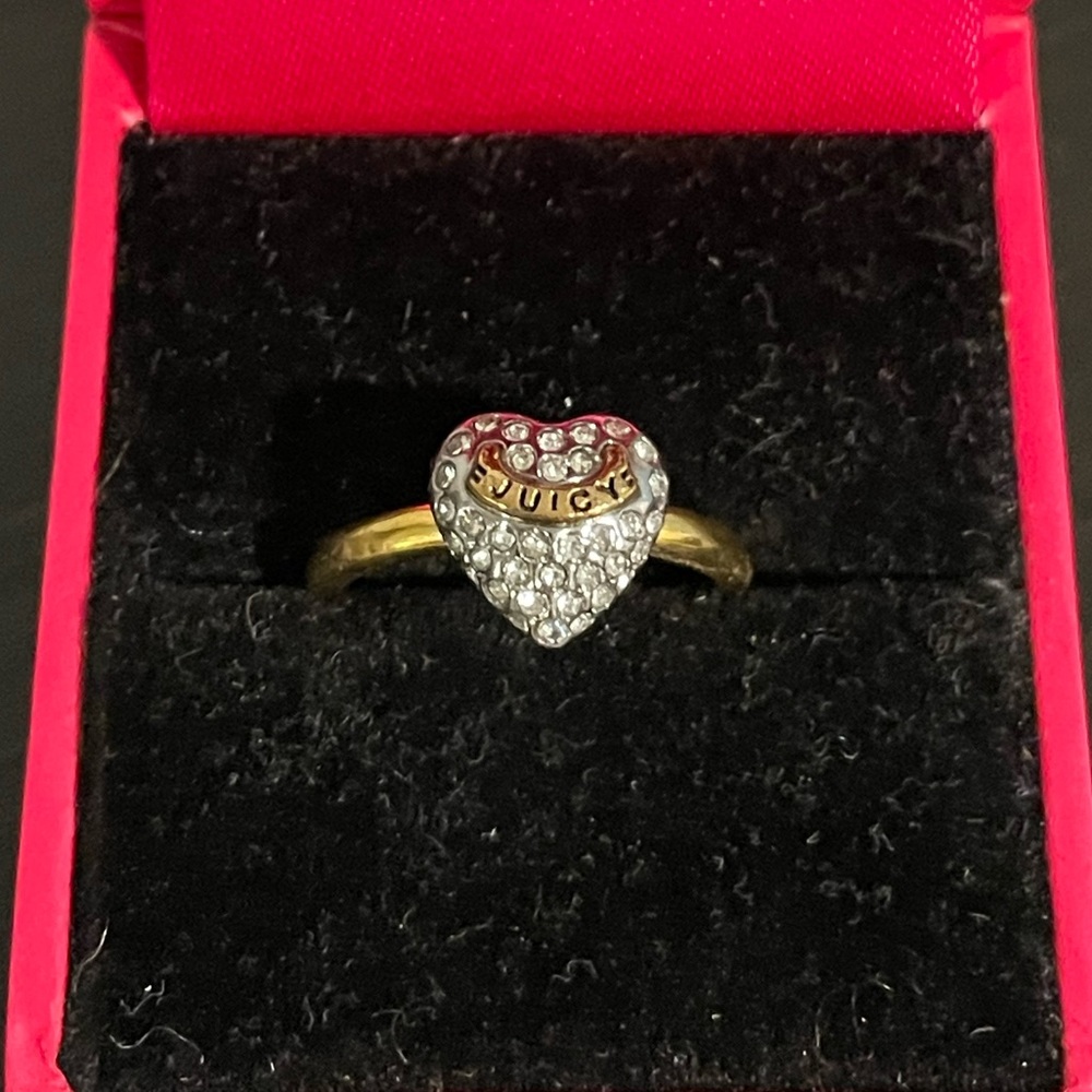 Juicy Couture Heart Ring